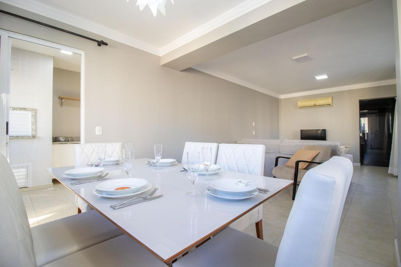 Sat132 - 2 Dorm, Churrasq, 2 Garagens, Wi-fi * Balneario Camboriu