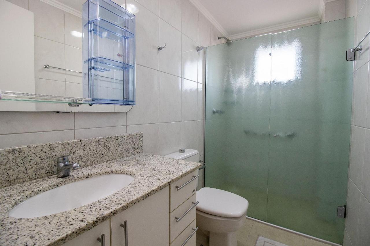 Sat132 - 2 Dorm, Churrasq, 2 Garagens, Wi-fi Apartamento