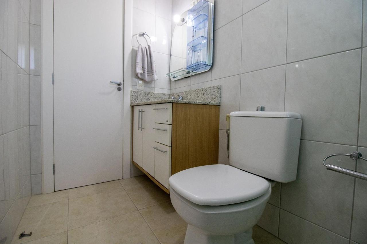 Sat132 - 2 Dorm, Churrasq, 2 Garagens, Wi-fi Apartamento