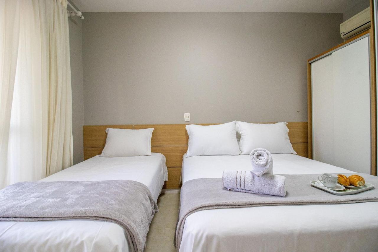 Sat132 - 2 Dorm, Churrasq, 2 Garagens, Wi-fi Apartamento