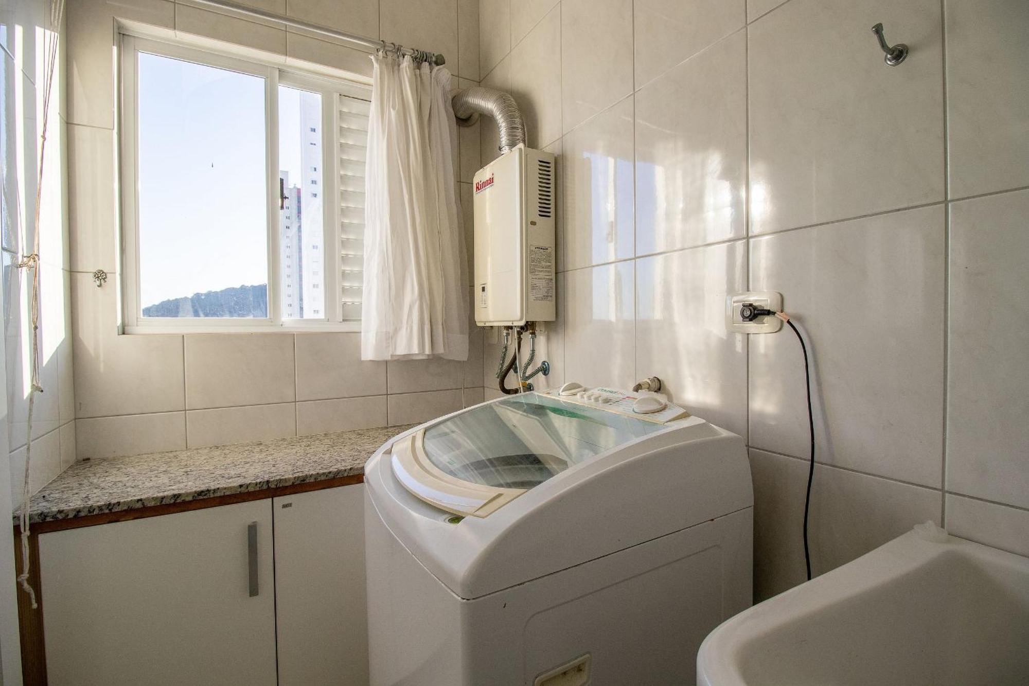 Sat132 - 2 Dorm, Churrasq, 2 Garagens, Wi-fi Apartamento